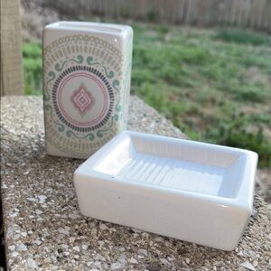 Bathroom White Ceramic Soap Dish and Toothbrush Holder Set